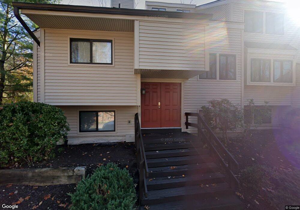 1 Comstock Trail, Brookfield, CT 06804 - photo 1