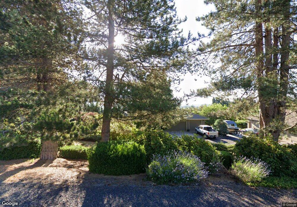 2250 NW Nut Tree Ln, McMinnville, OR 97128 - photo 1