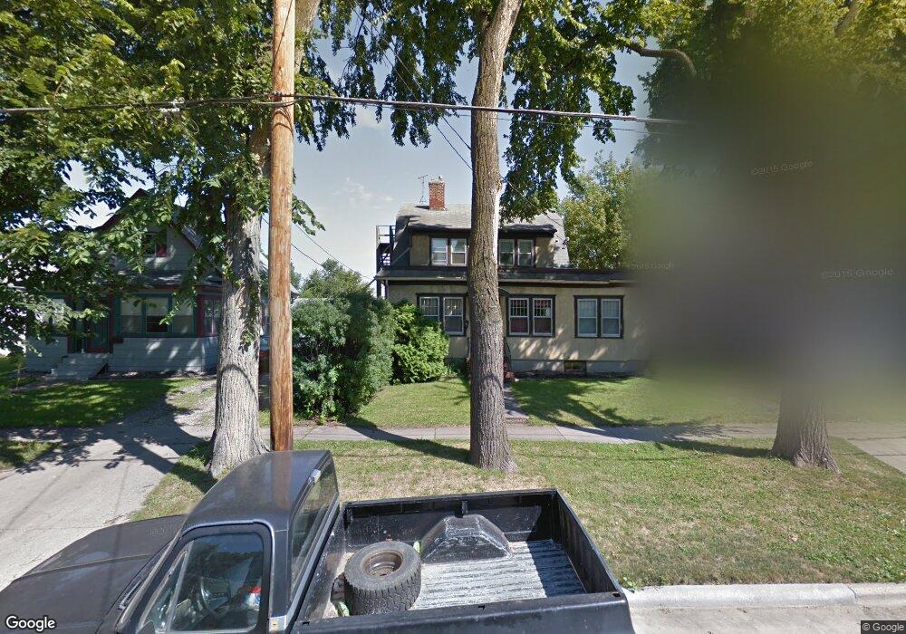 1419 3rd Ave N, Fargo, ND 58102 - photo 1