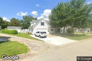 209 Arthur St NW, Cascade, IA 52033