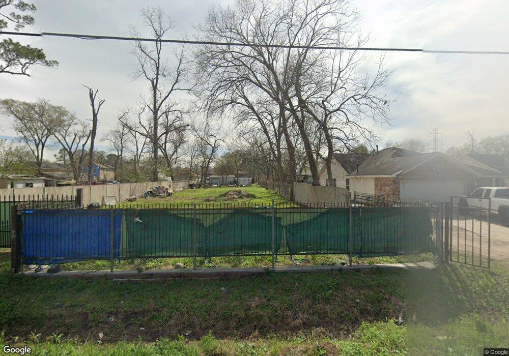 1722 Sadler, Houston, TX 77093 - photo 1