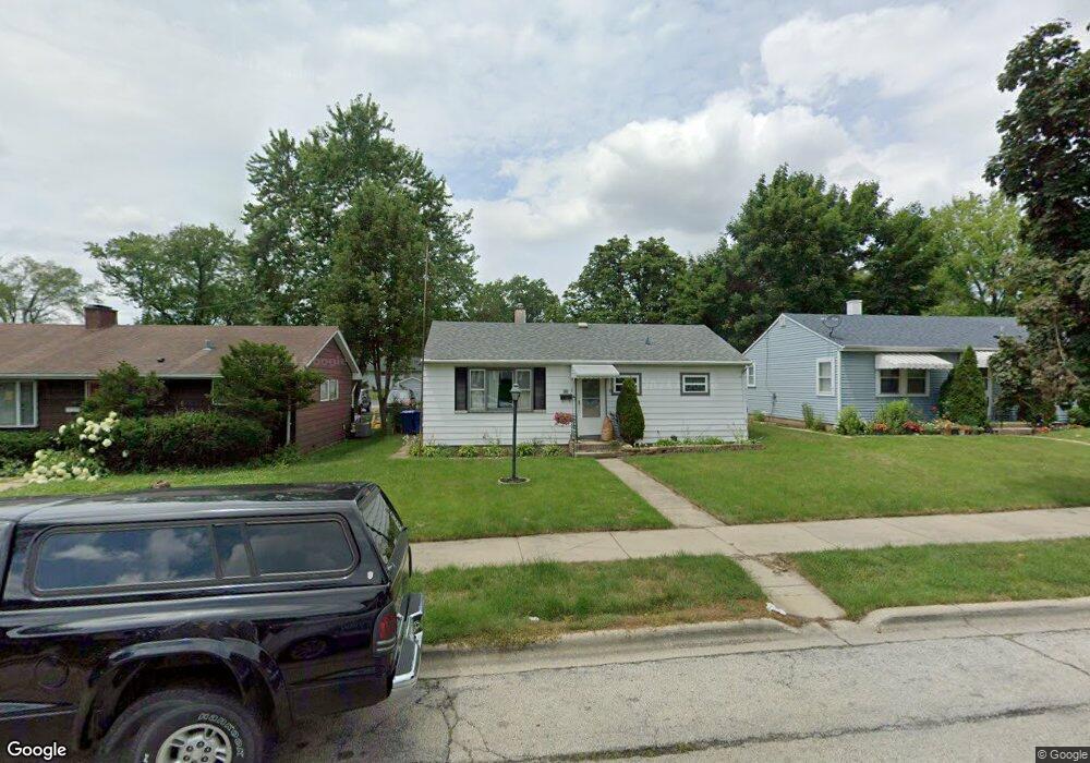 920 Chestnut St, Waukegan, IL 60085 - photo 1