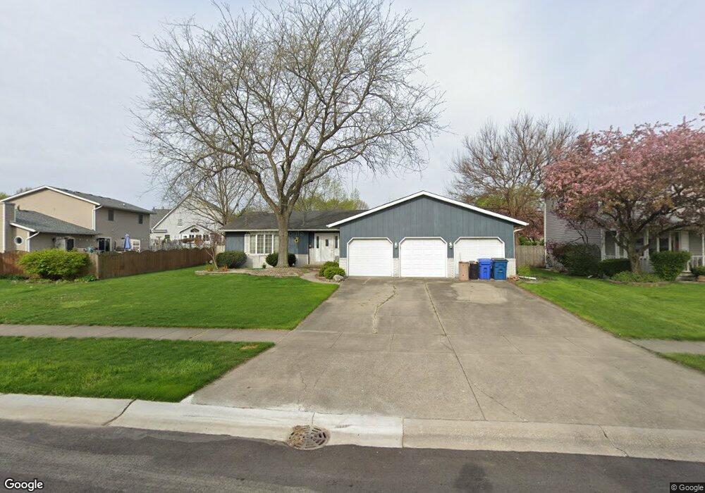 681 Clover Ln, Crown Point, IN 46307 - photo 1