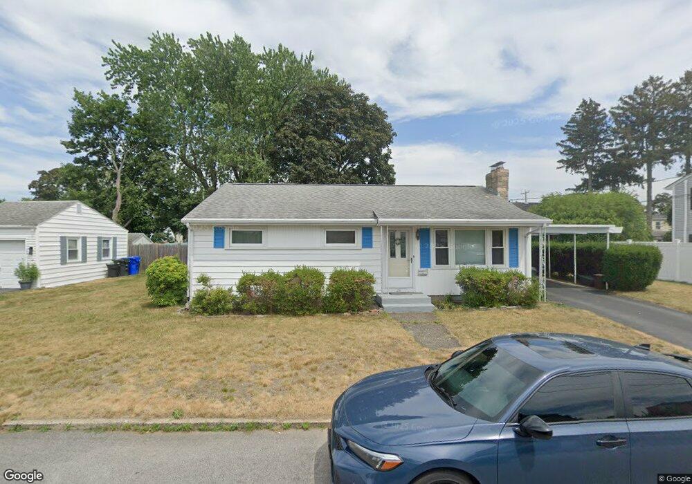 28 Windsor Ct unit 2, Pawtucket, RI 02861 - photo 1