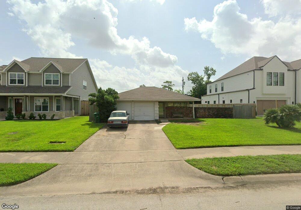 1622 Bayram Dr, Houston, TX 77055 - photo 1