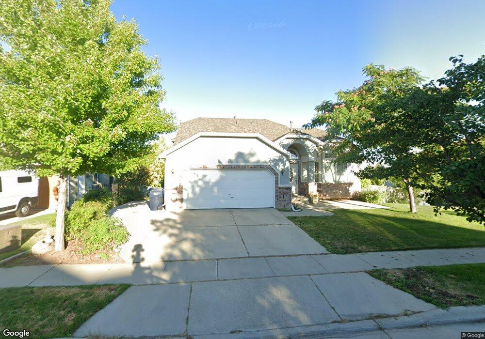 7954 12 Pines Dr, Sandy, UT 84094 - photo 1