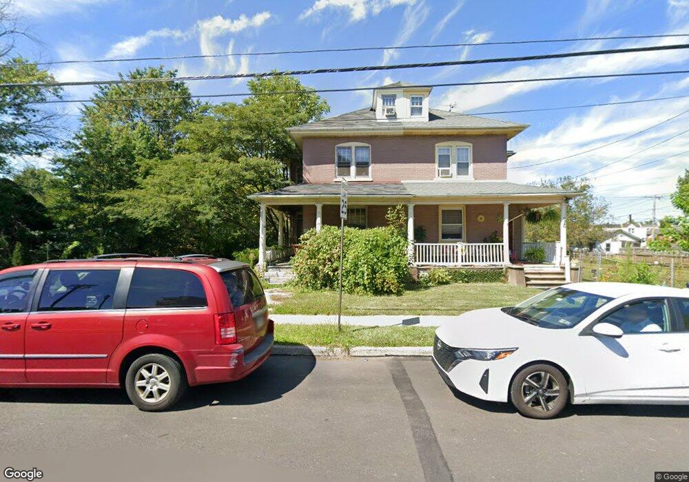 624 Walnut St, Lansdale, PA 19446 - photo 1