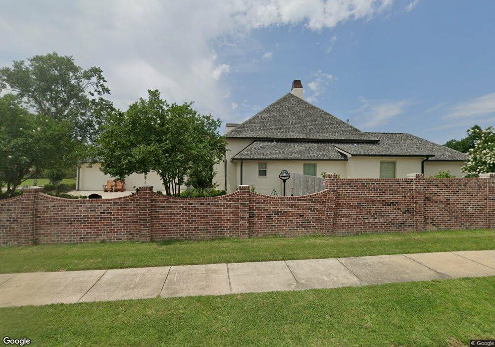1300 Charlestown Ln, Lake Charles, LA 70605 - photo 1
