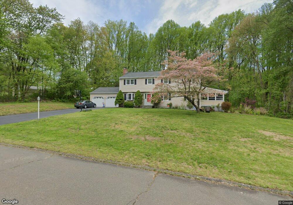 71 Marathon Rd, Trumbull, CT 06611 - photo 1