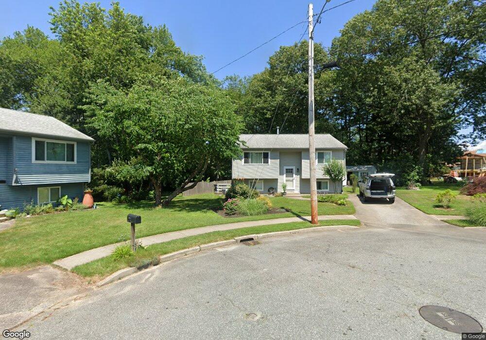 46 Felicia Ct, Warwick, RI 02889 - photo 1