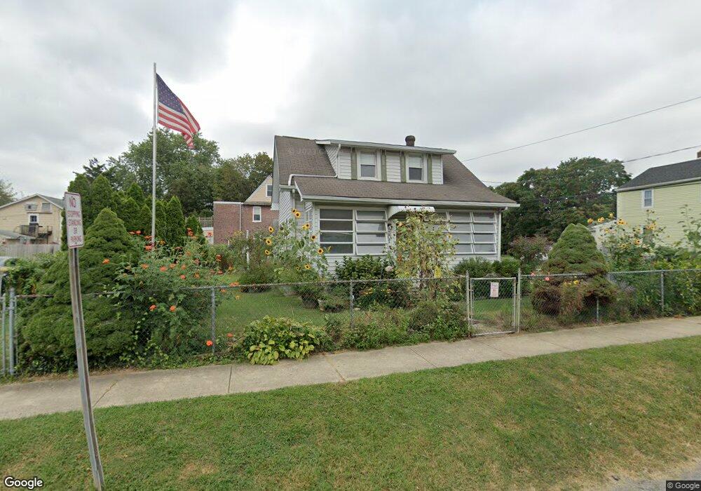 301 S Dupont Rd, Newport, DE 19804 - photo 1