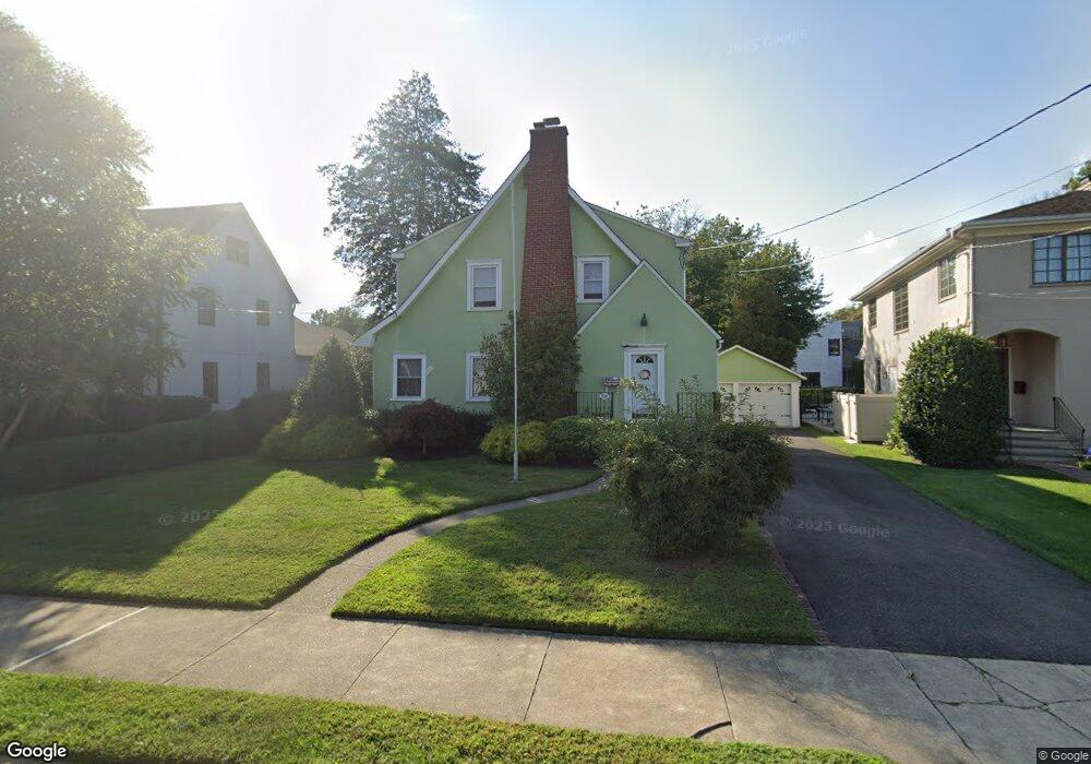 538 N Edgemere Dr, Allenhurst, NJ 07711 - photo 1