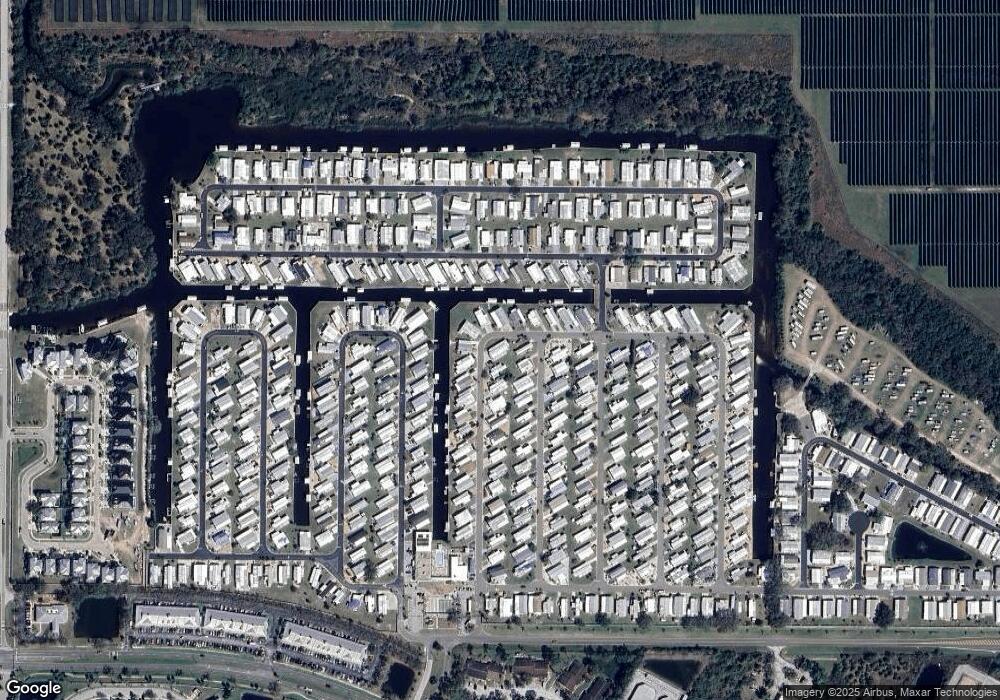 127 W St Annes Cir, Apollo Beach, FL 33572 - photo 1