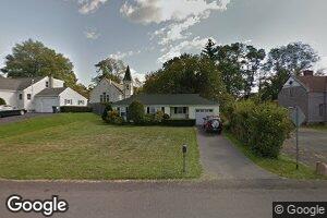 2 Schoolcraft St, Guilderland, NY 12084
