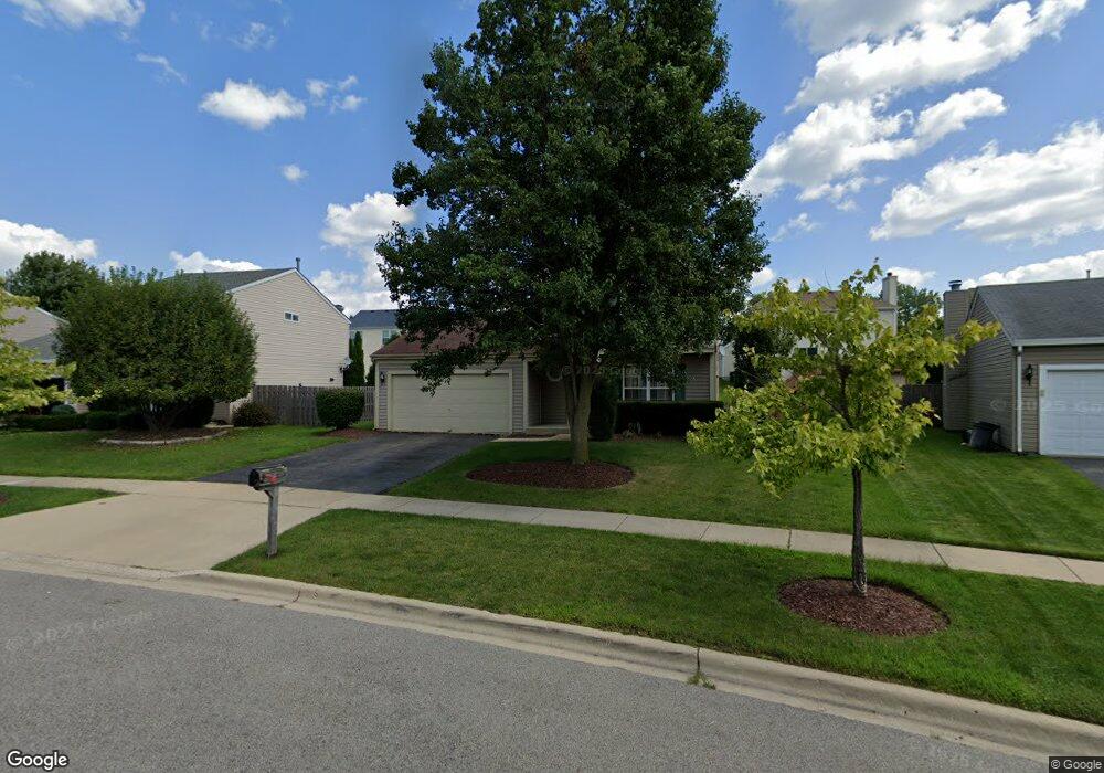 2108 Aberdeen Dr, Carpentersville, IL 60110 - photo 1