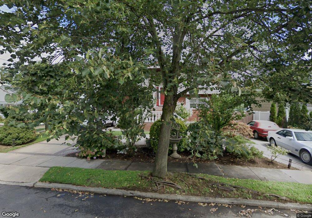 414 Yale Ave, Rockville Centre, NY 11570 - photo 1