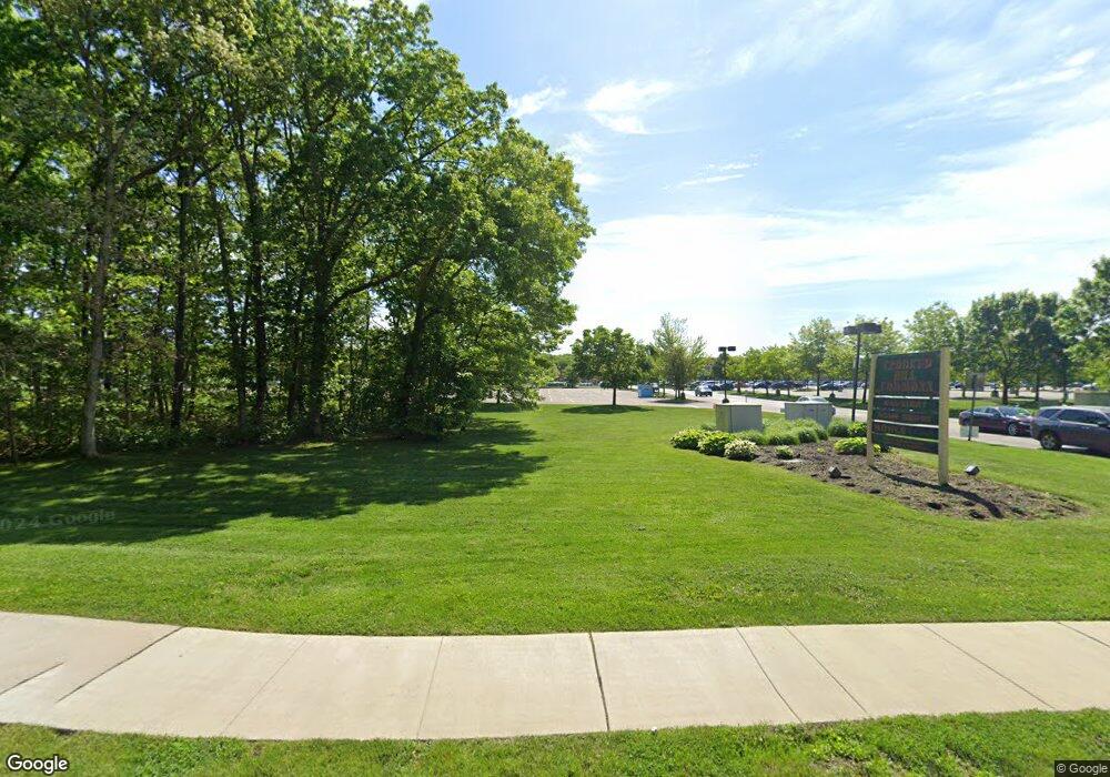 69 Crooked Hill Rd, ComMacK, NY 11725 - photo 1