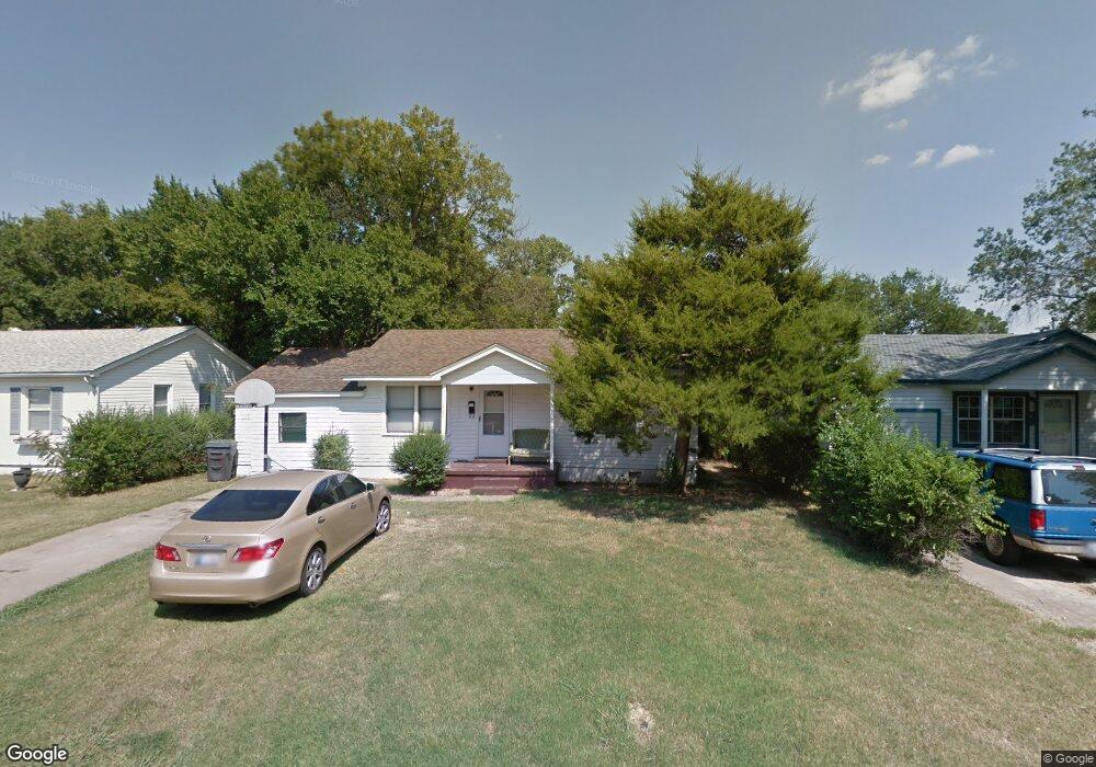 1802 Comanche St, Ardmore, OK 73401 - photo 1