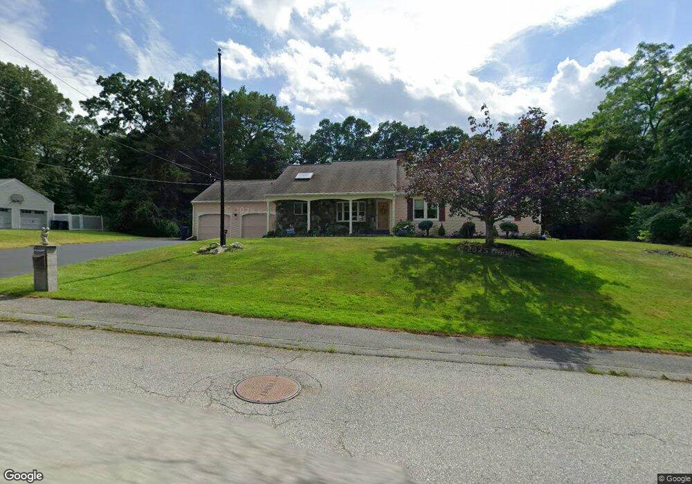 117 Lexington Rd, Dracut, MA 01826 - photo 1