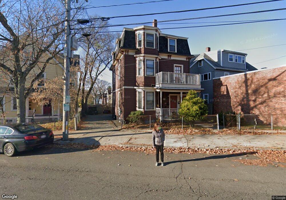 190-192 Holland St unit 3, Somerville, MA 02144 - photo 1