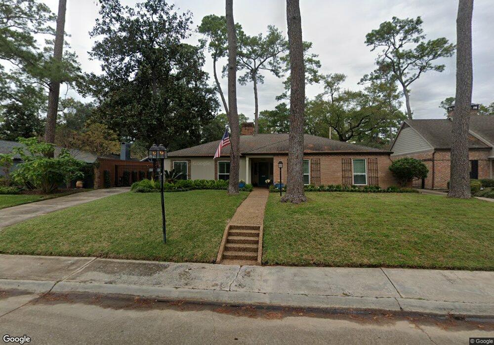 10040 Lynbrook Dr, Houston, TX 77042 - photo 1