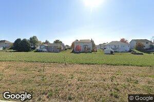 2323 N 8th Ave E, Newton, IA 50208