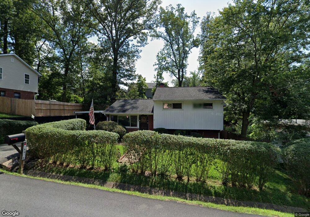 18910 Barnette Cir, Triangle, VA 22172 - photo 1