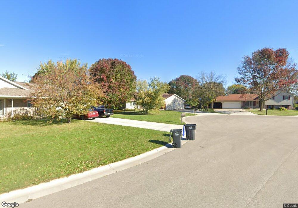 W2956 Northbrook Ct, Appleton, WI 54915 - photo 1