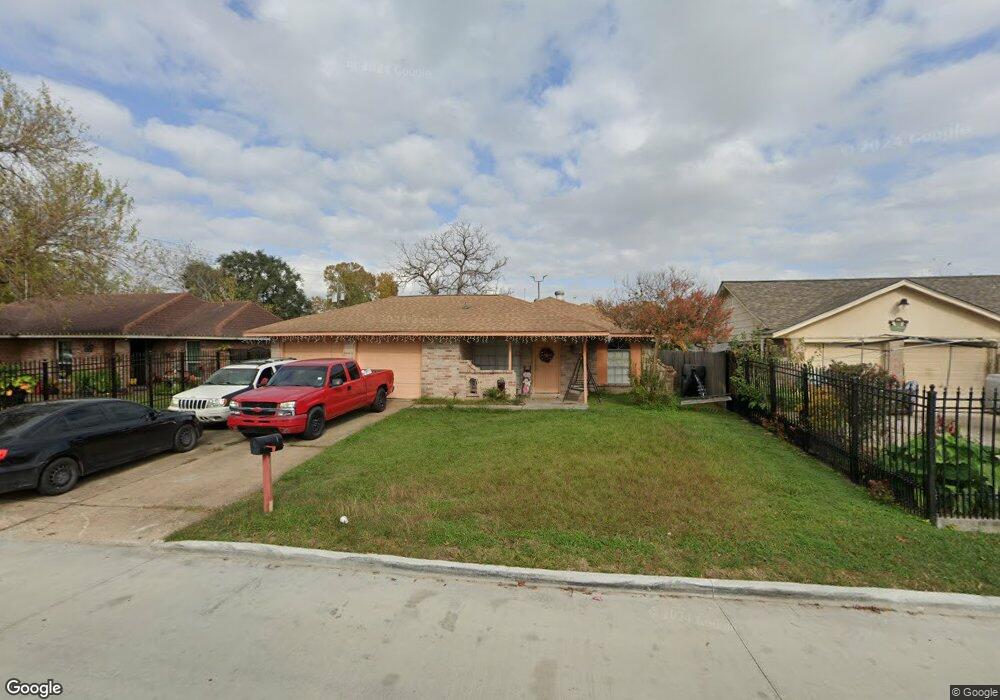 926 Point Blank Dr, Houston, TX 77038 - photo 1