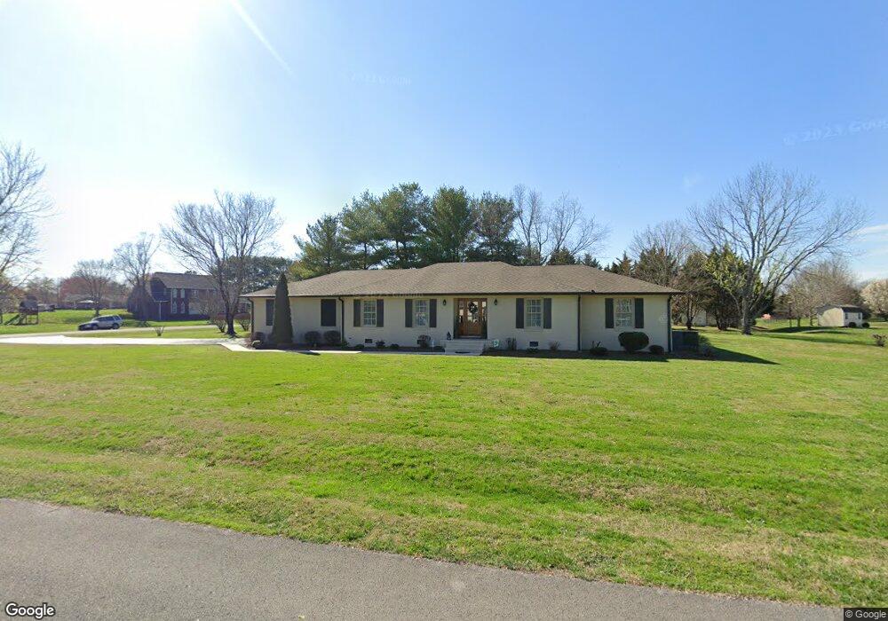 100 Oriole Cir, Shelbyville, TN 37160 - photo 1