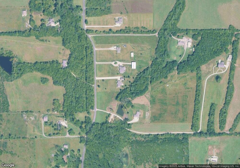 5736 SW Urish Rd, Topeka, KS 66610 - photo 1