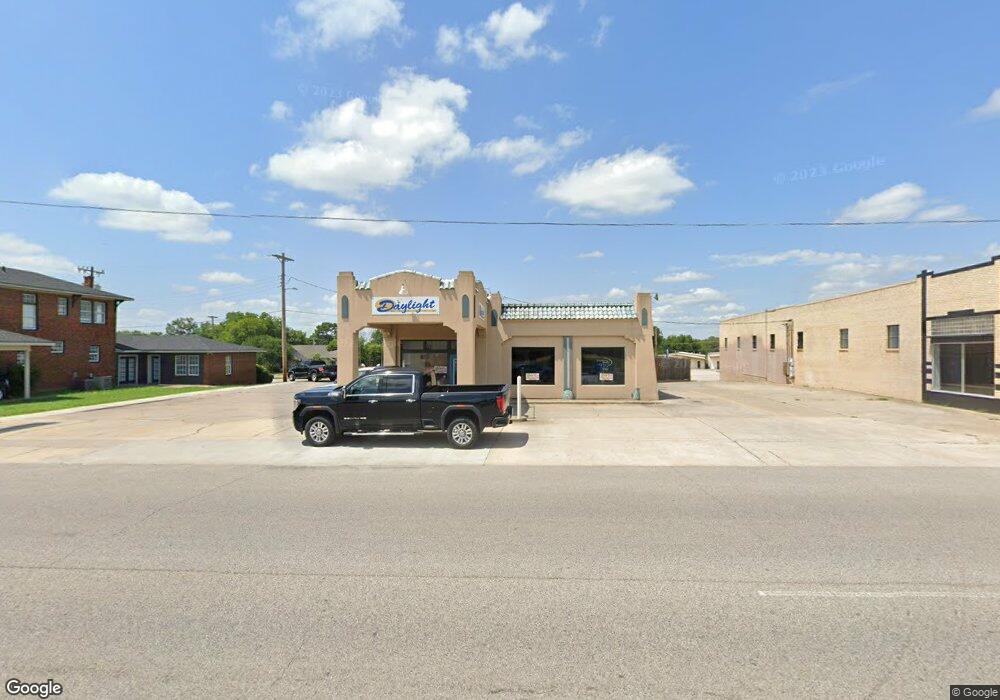 817 W Broadway St, Ardmore, OK 73401 - photo 1