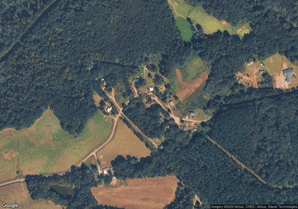 411 Ernest Oliver Rd, Hartwell, GA 30643 - photo 1