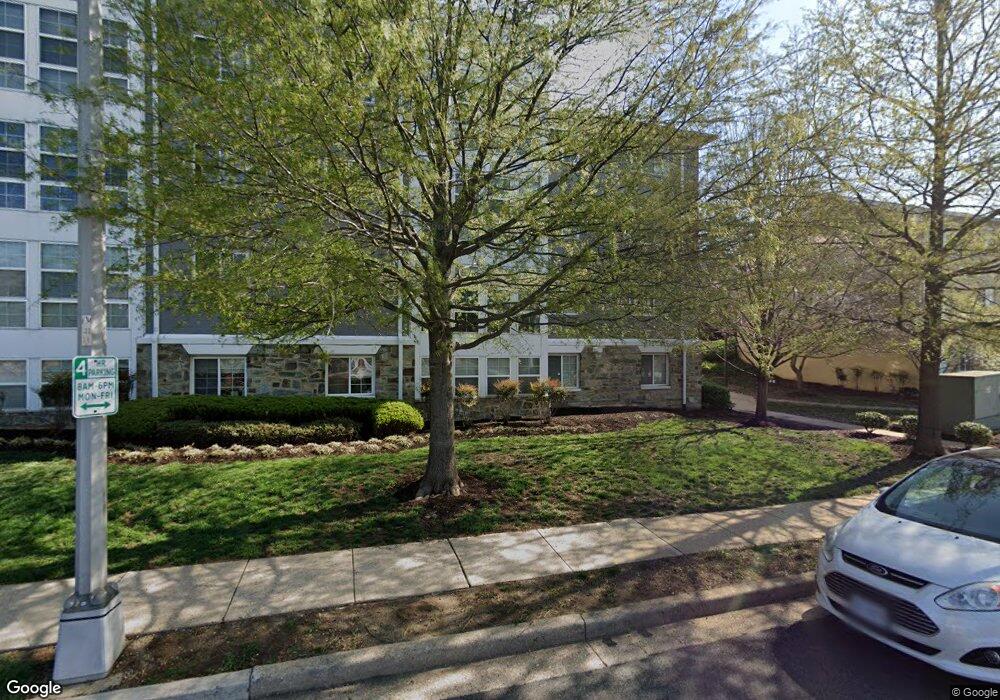 4189 S Four Mile Run Dr unit 304, Arlington, VA 22204 - photo 1