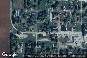 540 Maple St, Weldon, IL 61882