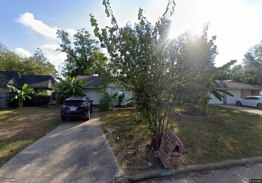 9506 Jaywood Dr, Houston, TX 77040 - photo 1