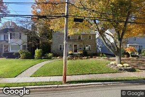 111 Bromleigh Rd, Garden City, NY 11530