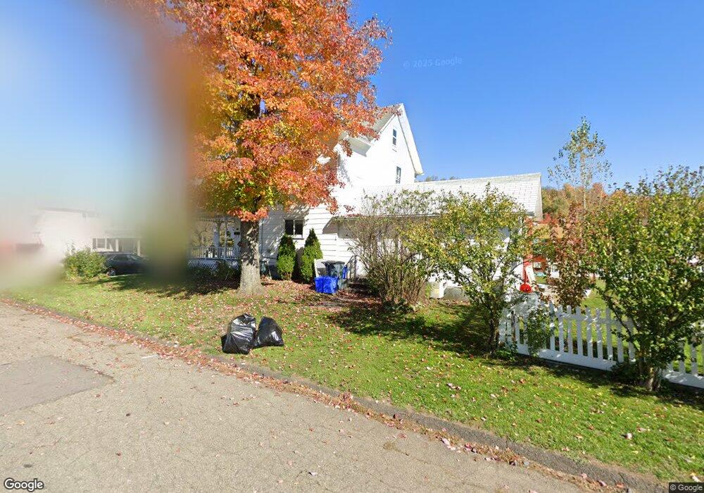 302 E Line St, Olyphant, PA 18447 - photo 1