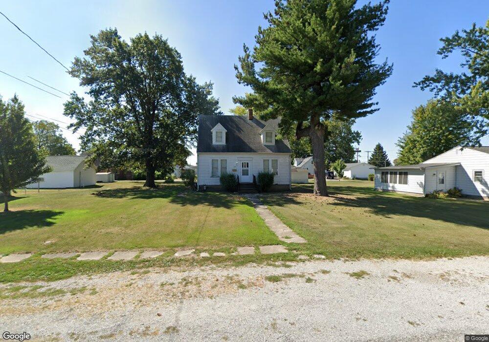 1103 W Saint Louis Ave, Effingham, IL 62401 - photo 1