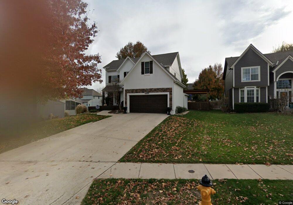 23207 W 45th St, Shawnee, KS 66226 - photo 1