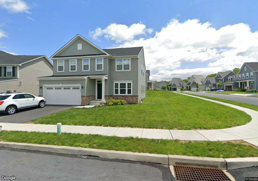 4089 Sweet Meadow Ct, Lower Macungie Township, PA 18062 - photo 1