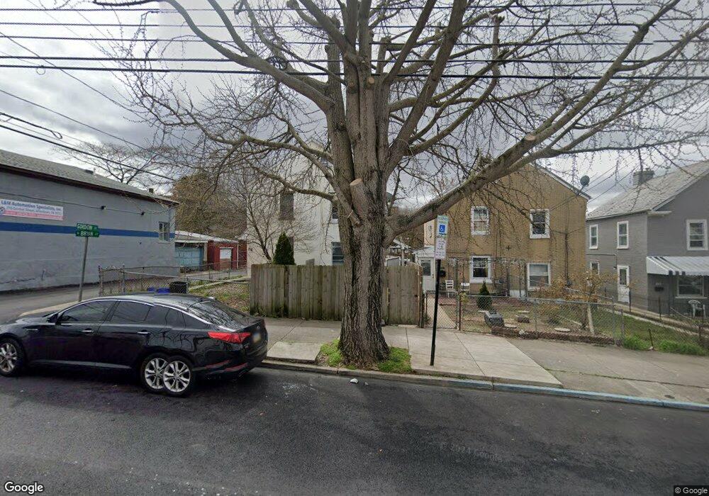 216 W Gordon St, Allentown, PA 18102 - photo 1