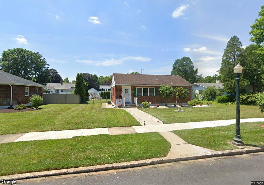 828 N 29th St, Allentown, PA 18104 - photo 1