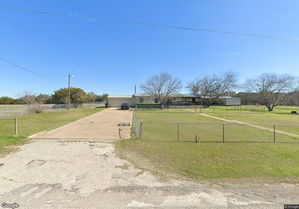 901 Neptune Dr, Granbury, TX 76049 - photo 1