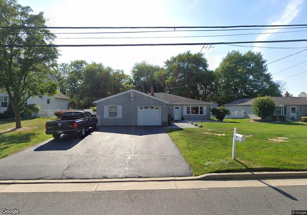 71 Middlesex Rd, Matawan, NJ 07747 - photo 1