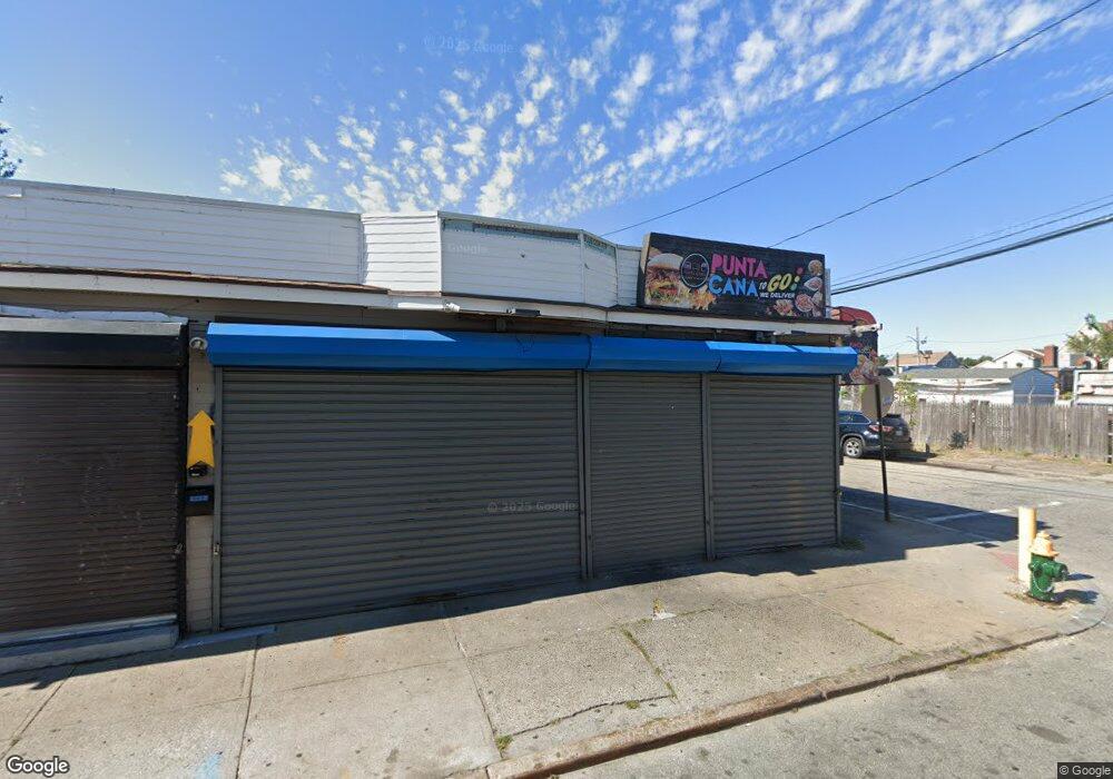 750 Potters Ave, Providence, RI 02907 - photo 1