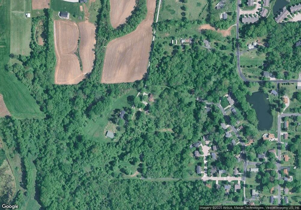 5878 Sugar Loaf Rd, Collinsville, IL 62234 - photo 1