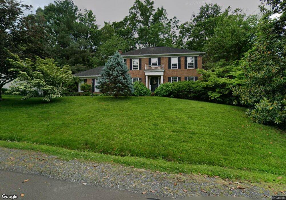 10831 Fieldwood Dr, Fairfax, VA 22030 - photo 1