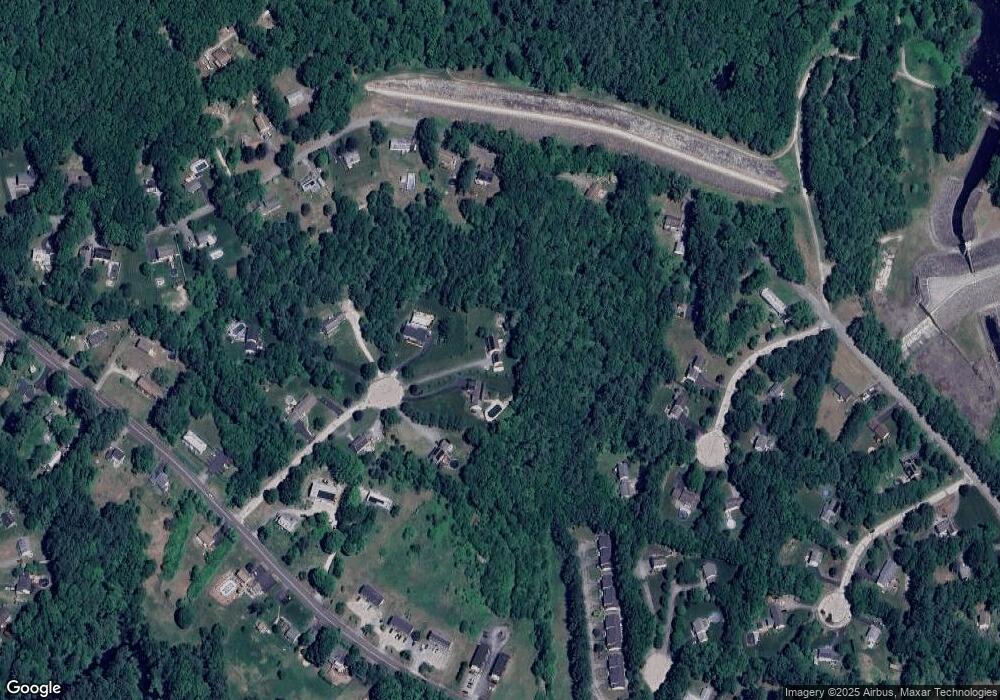 8 Fox Run Dr, Oxford, MA 01540 - photo 1