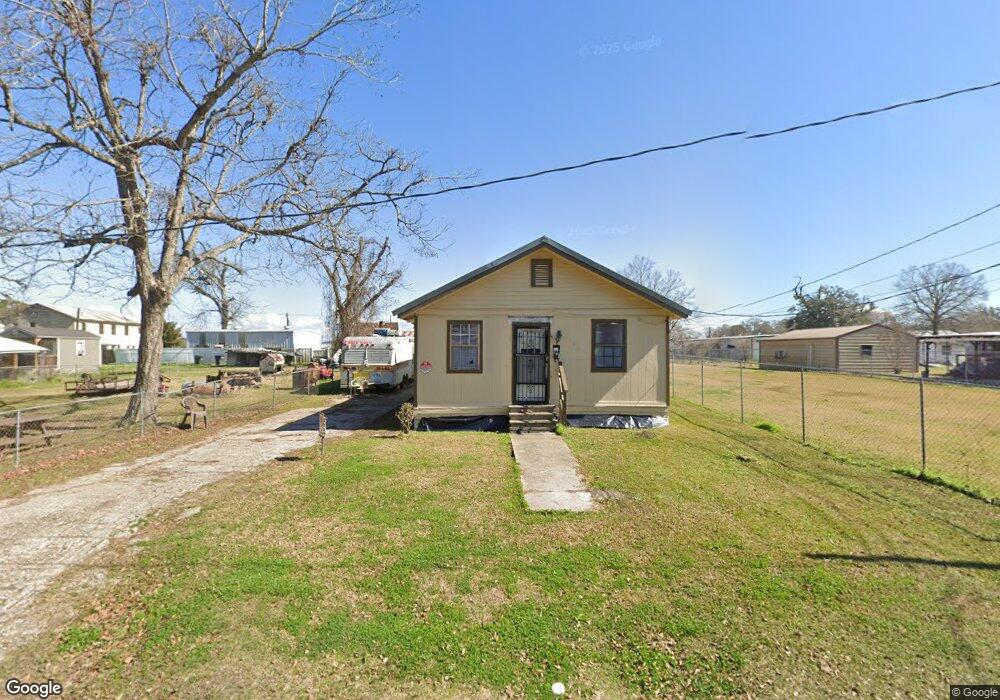 1126 Fulton St, New Iberia, LA 70560 - photo 1